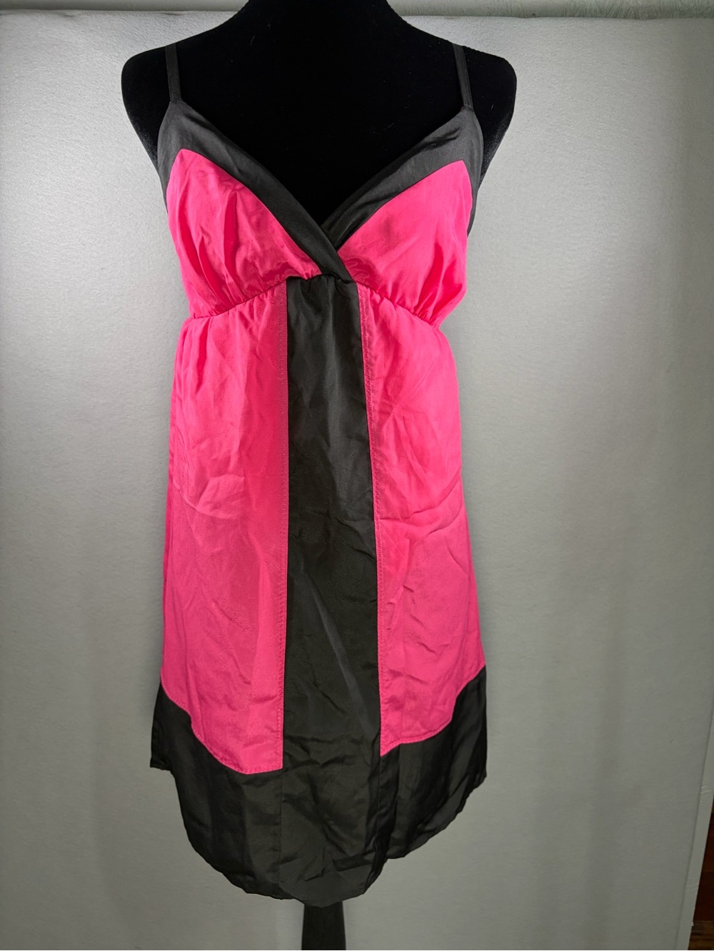Vanity Vintage Y2K Hot Pink and Black V-Neck Spaghetti Strap Dress